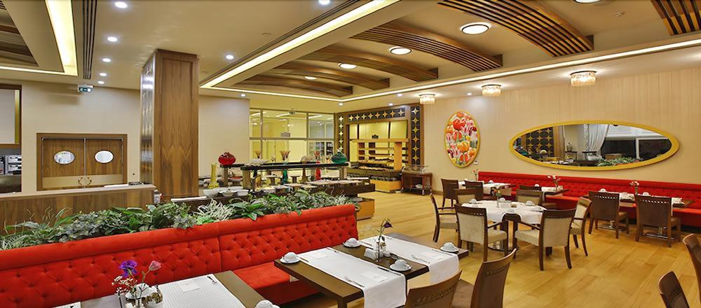 Doubletree By Hilton Istanbul Atasehir Hotel & Conference Centre Εξωτερικό φωτογραφία