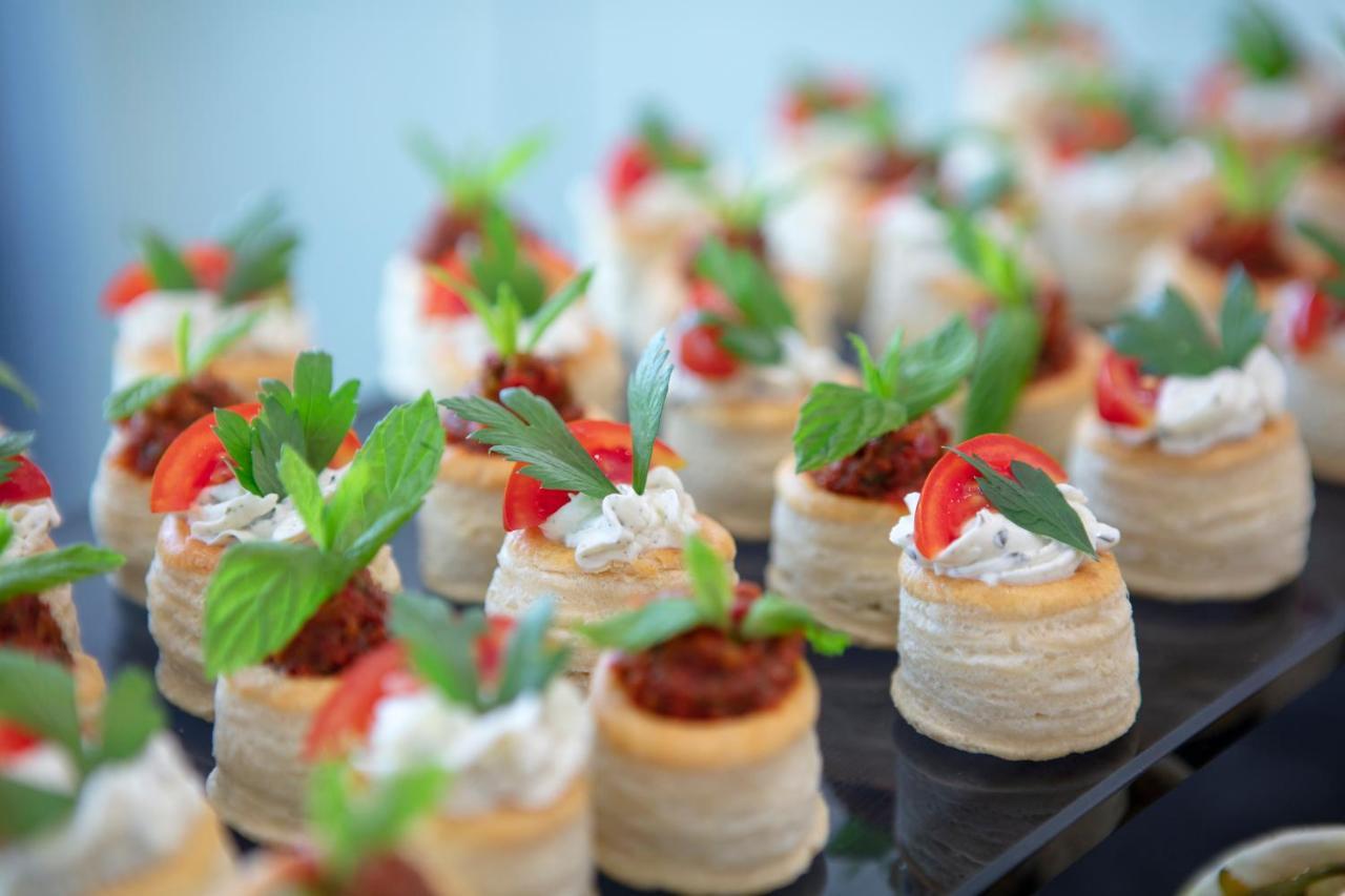 Doubletree By Hilton Istanbul Atasehir Hotel & Conference Centre Εξωτερικό φωτογραφία
