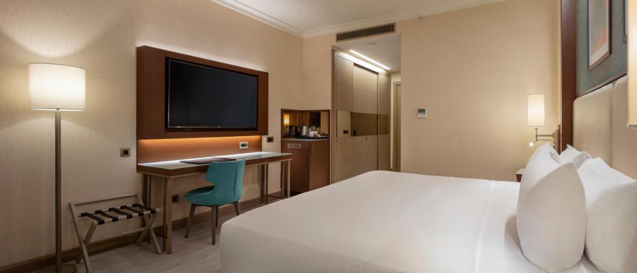 Doubletree By Hilton Istanbul Atasehir Hotel & Conference Centre Εξωτερικό φωτογραφία