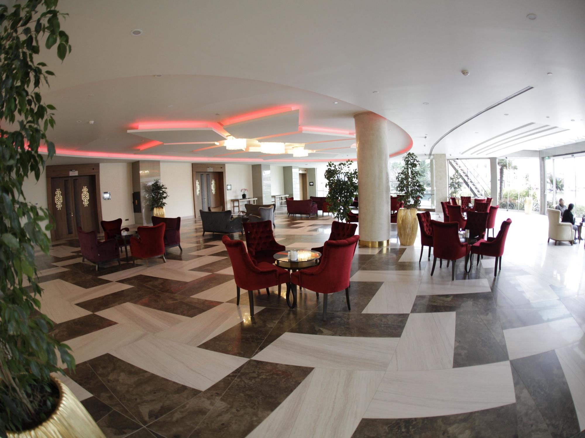 Doubletree By Hilton Istanbul Atasehir Hotel & Conference Centre Εξωτερικό φωτογραφία