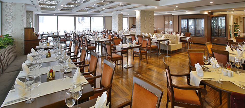 Doubletree By Hilton Istanbul Atasehir Hotel & Conference Centre Εξωτερικό φωτογραφία