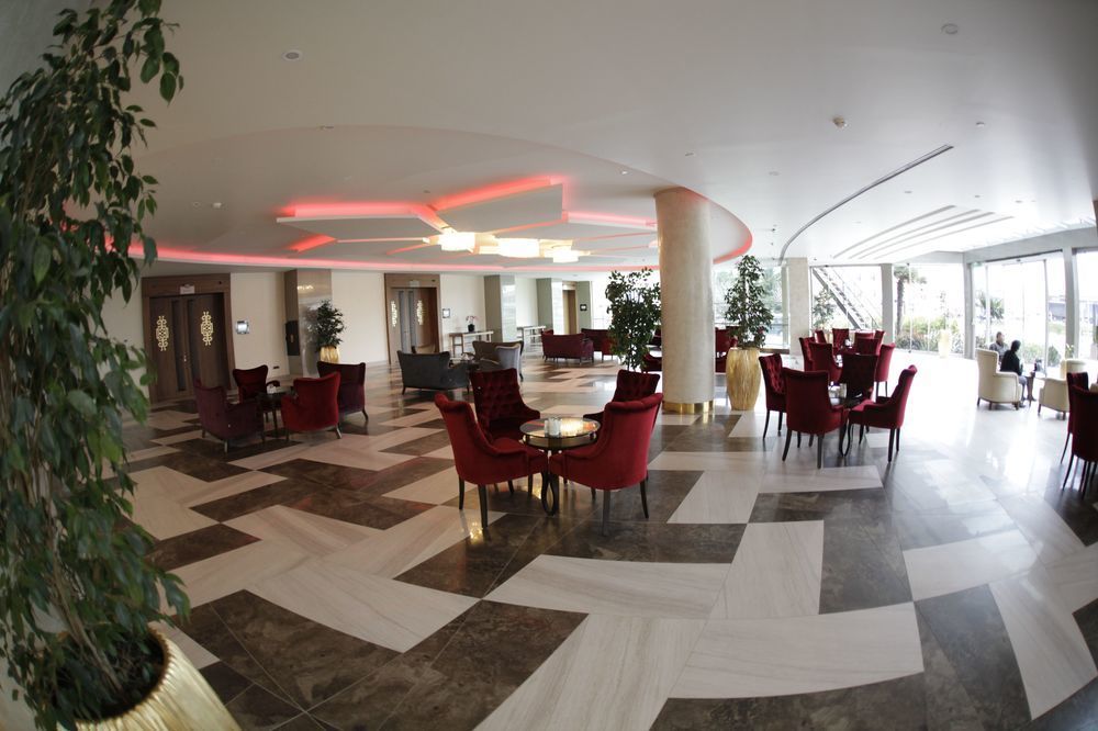 Doubletree By Hilton Istanbul Atasehir Hotel & Conference Centre Εξωτερικό φωτογραφία